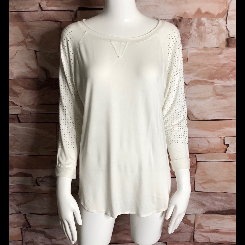 Cover stitched woman top size L